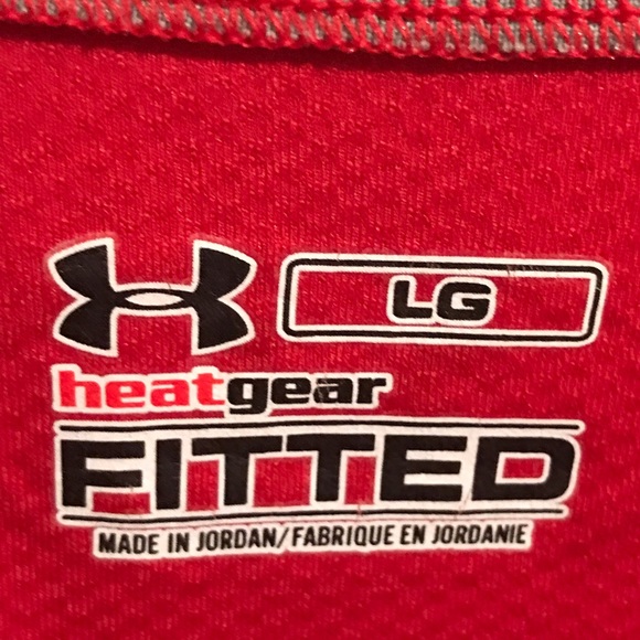 Under Armor Heat Gear Read Polyester Shirt - Picture 5 of 5